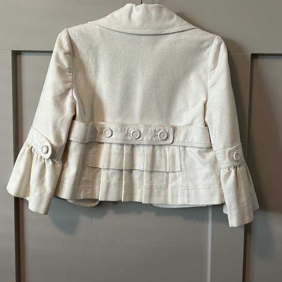 Juicy Couture Size 2 Cream, Cotton blazer/jacket with gold threading. - Picture 4 of 6